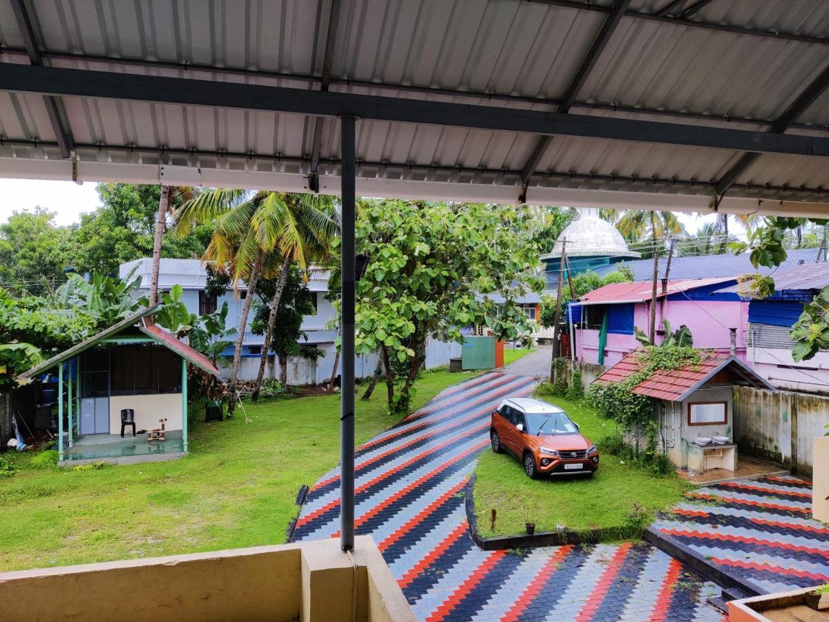 Ferienwohnung Wind &Waves Kollam Exterior foto
